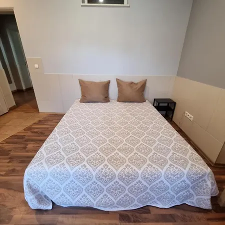 Lägenhet Apartamentai Sinagogos 9 *